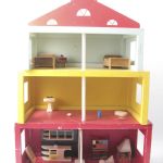 609 3816 DOLL'S HOUSE